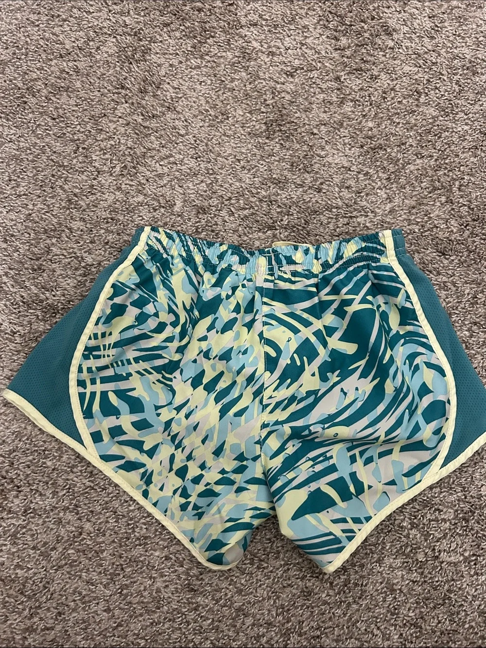 Nike Teal & Light Yellow Printed Girls' Athletic Shorts